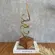Escultura Decorativa em Metal e Base Madeira Tempus 46cm
