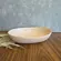 Centro de Mesa Oval em Cerâmica Bege Design Orgânico 32x24cm