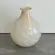 Vaso de Vidro Decorativo Vetra Nude e Branco 13,5cm x 17cm