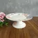 Prato de Bolo com Pé Cerâmica Lelis Estampa Floral 29 cm