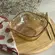 Tigela Bowl em Vidro Acabamento Martelado Dourado 16,5cm 1L