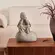 Escultura Decorativa de Buda em Poliresina Cinza Claro Mineral 34 cm