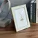 Porta-Retrato Mirel Branco Off-White com Filete Dourado 15x20 cm