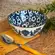 Bowl Tigela Cerâmica Flor Azul Branco 600ml 15,5x7,5cm 1un.